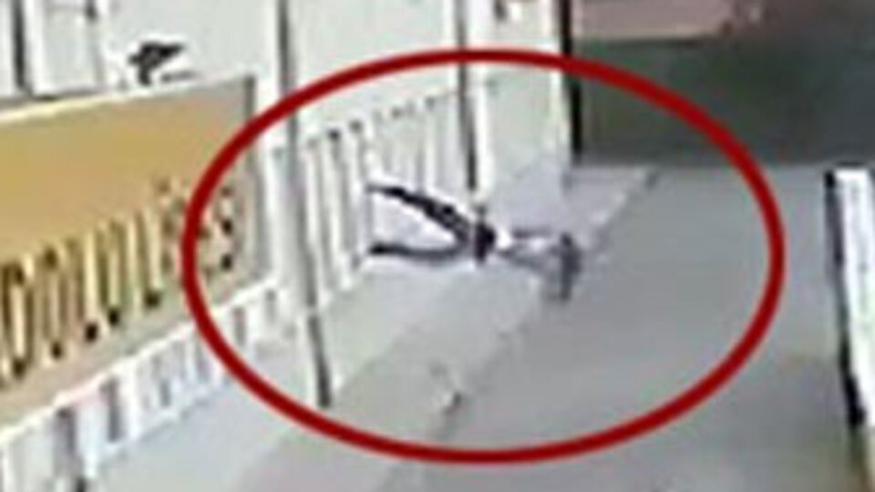 Lisedeki ölüm kamerada!