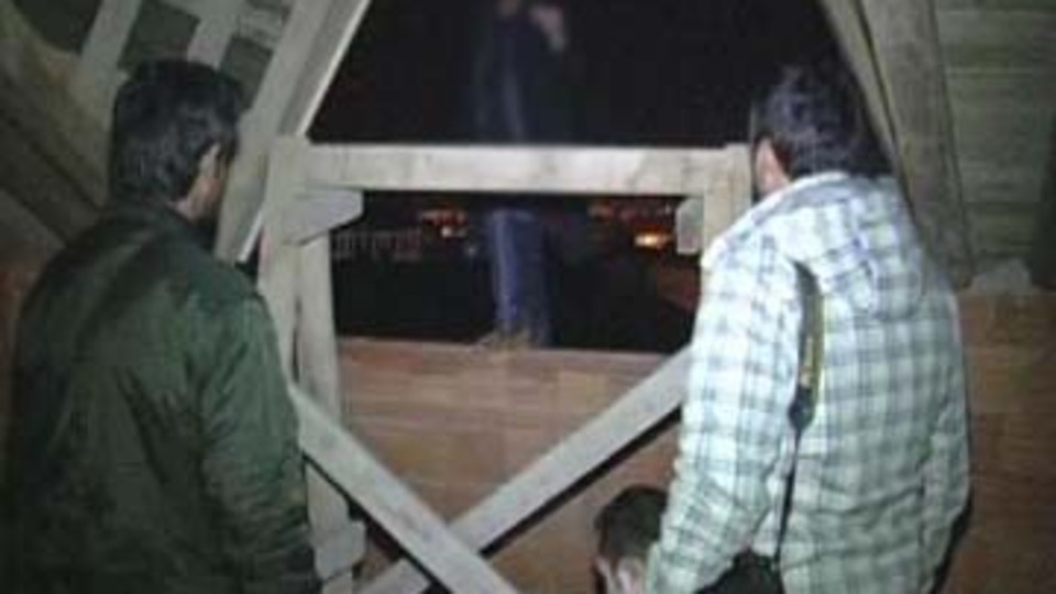 Eşi terk edince bunalıma girdi