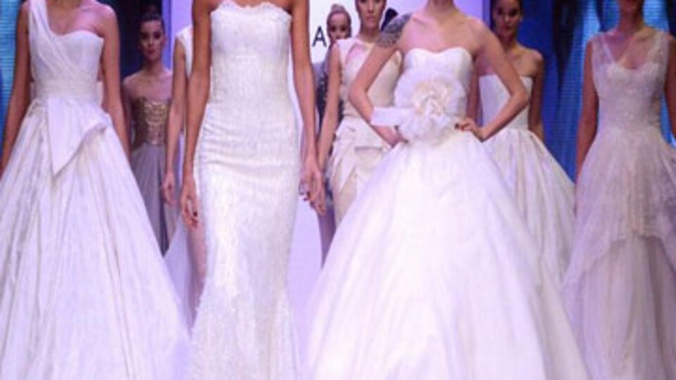 İşte gelinlik modası!