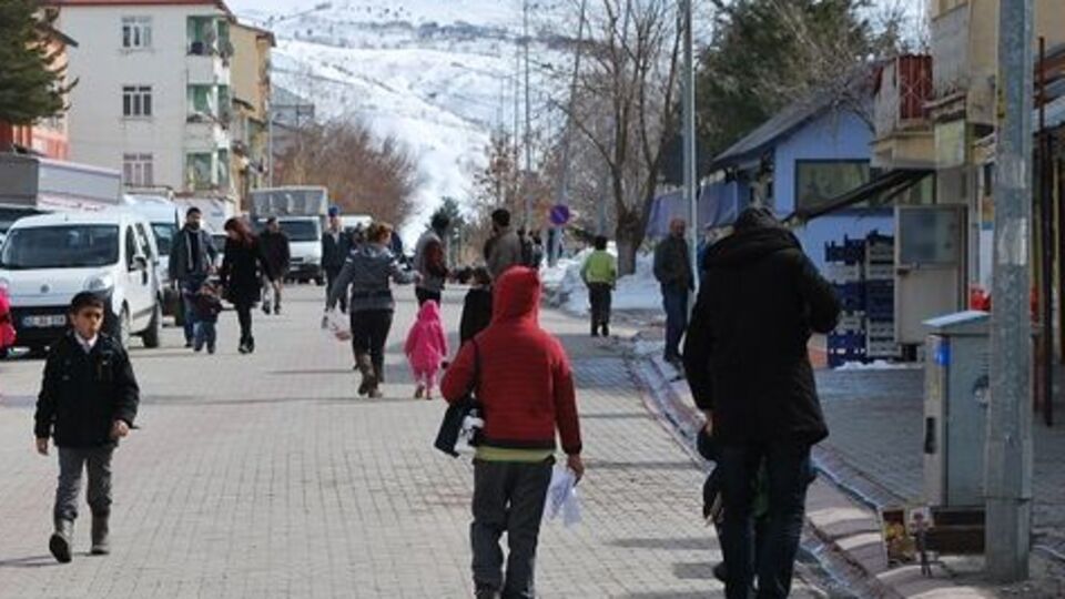 Erkekler kadınların üç katı