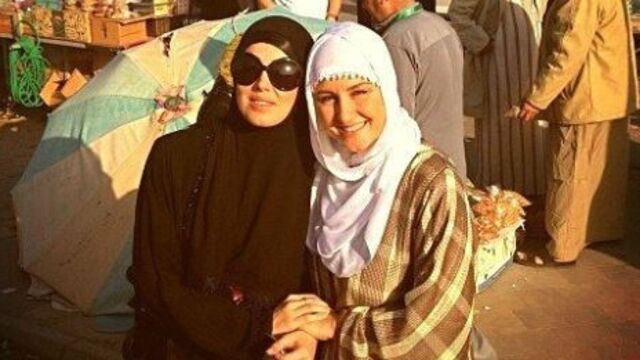 Kara çarşafa girdi!