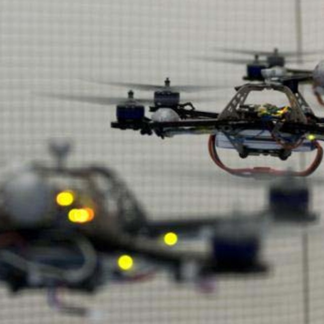 Helikopterler ev inşa edecek!