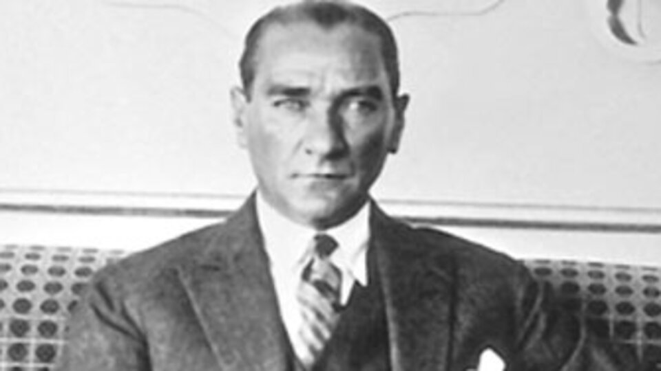 Atatürk'ün boyu açıklandı!
