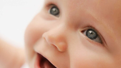 Beyni beslenemeyen bebek göremiyor!