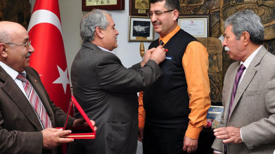 Bulduğu parayı teslim etti