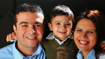 Karnındaki ikizlerle bağıra bağıra can verdi