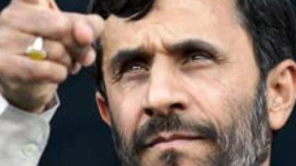 Ahmedinejad'dan radikal karar...