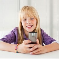 "Çocuklara cep telefonu vermeyin"