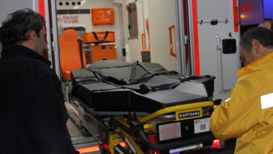 Obez ambulansı ilk hastasını taşıdı