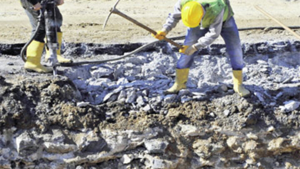Taksim'deki kazı ne zaman biter belli değil!