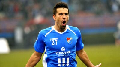 Baros'tan hat-trick