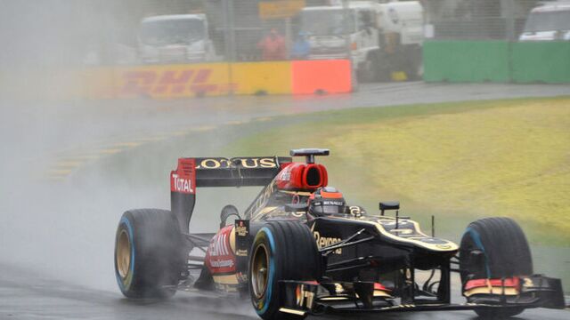 F1'e yağmur engeli