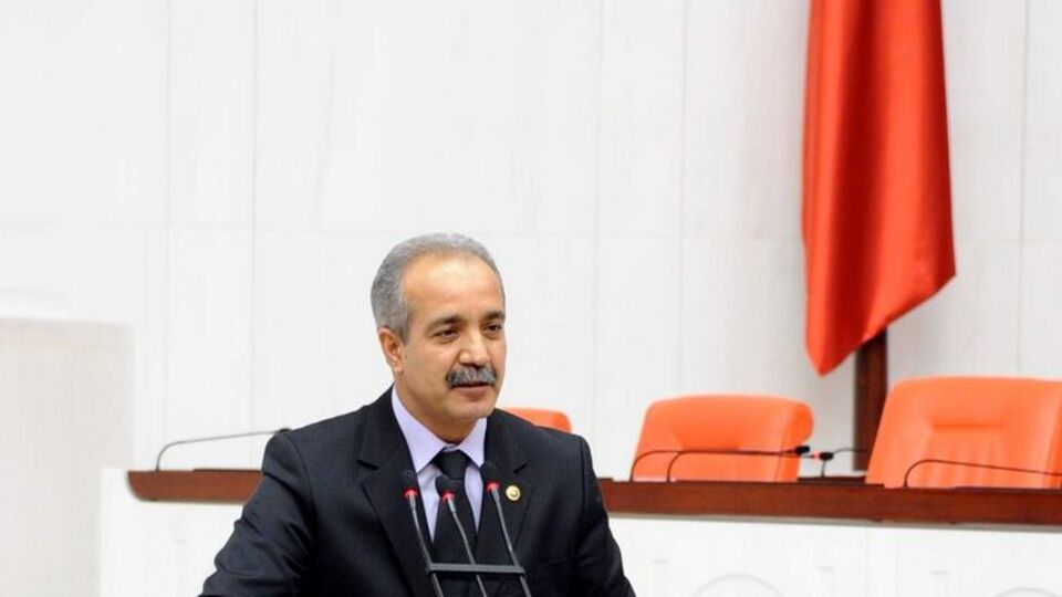 CHP'den istifa eden milletvekili AK Parti'ye katıldı!