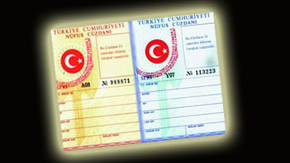 DİKKAT! Nüfus cüzdanlarında yeni bir dönem başlıyor!