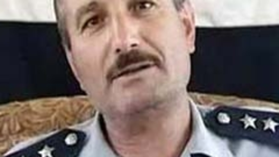 Eski lidere suikast girişimi