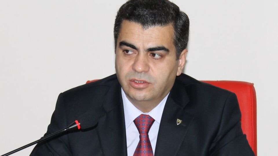 Sonunda yakayı ele verdi!