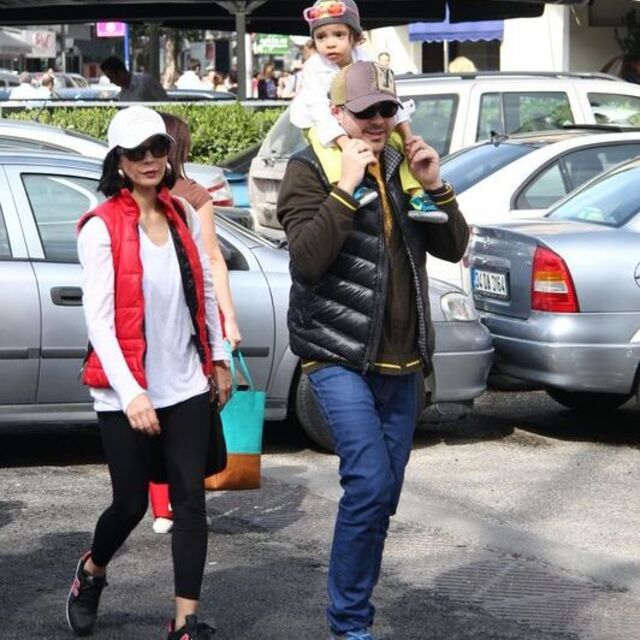 Mutlu aile tablosu