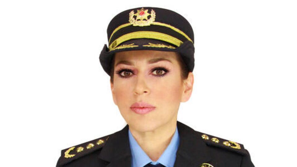 Bu kez polis oluyor!
