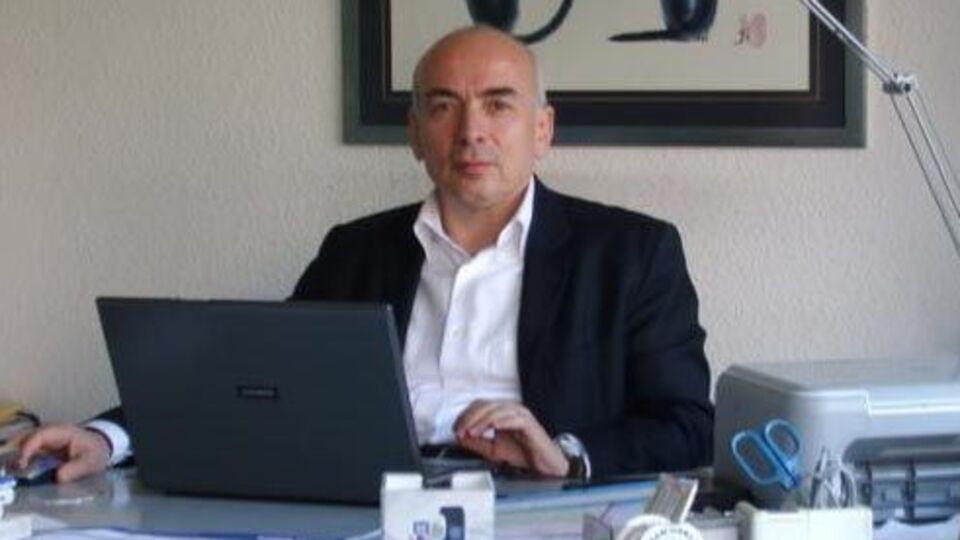 İzmir Barosu eski başkanı öldü