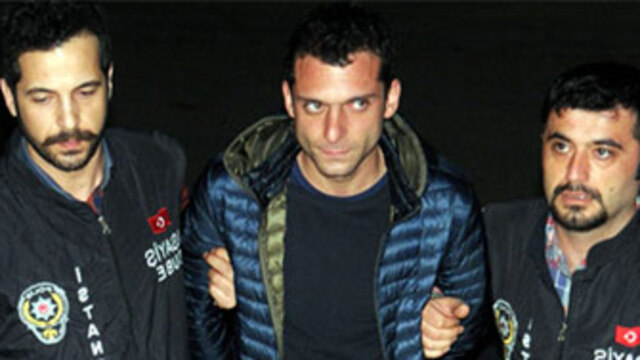 "Tabancayı uzatırken..."