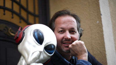 'Uzaylı varlıklar Allah'a inanıyor'