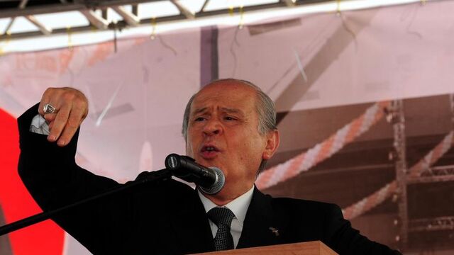 Bahçeli ile çiftçi arasında tatlı-sert atışma