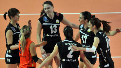 Vakıfbank yarı finalde