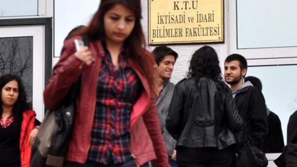 Cevaplar sorularla verilince...