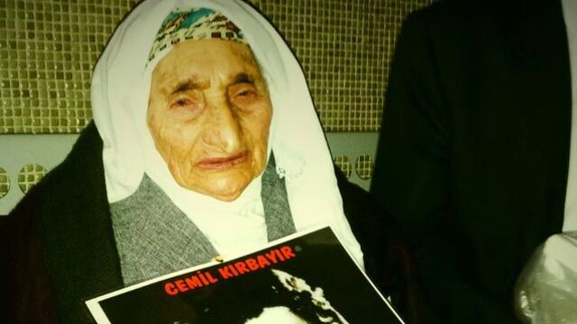 'Berfo Ana'nın oğlu yakıldı' iddiası