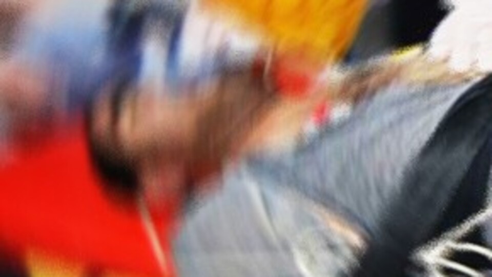 Samsun'da kamyonet devrildi!