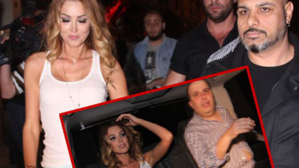 Yeni albüm in eski koca out
