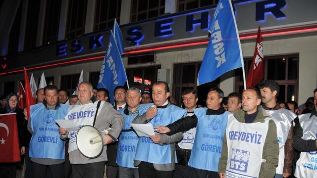 Demiryolu çalışanları grevde
