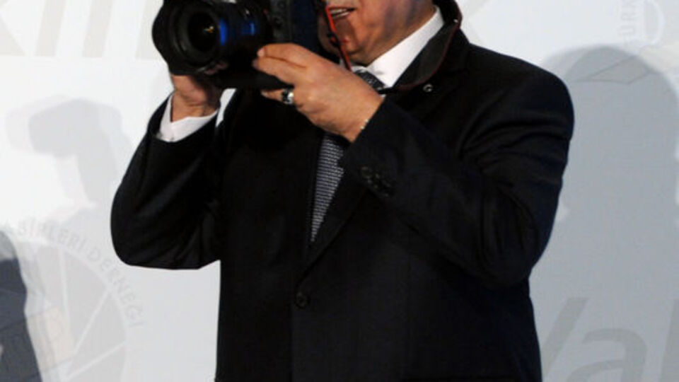Bülent Arınç'tan gazetecilere mesaj