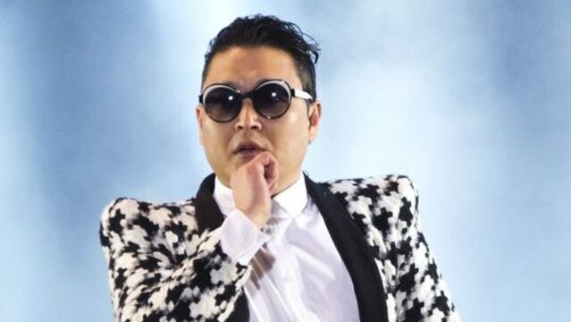 Psy yine rekora koşuyor