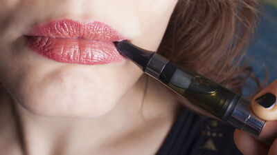 Elektronik sigaralarda büyük tehlike!