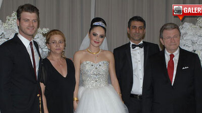 Kıvanç Tatlıtuğ'un ağabeyi evlendi