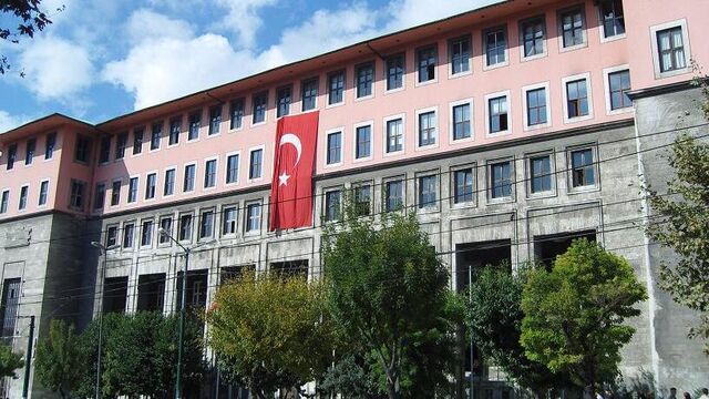 3 fakültenin adı değişti