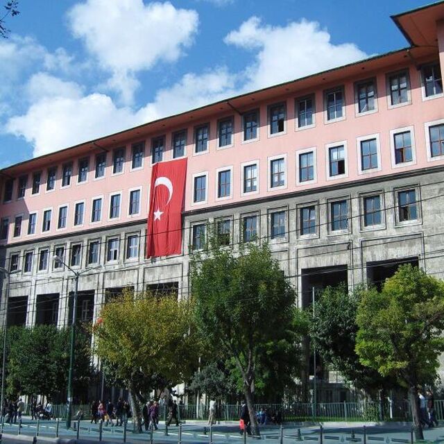 3 fakültenin adı değişti