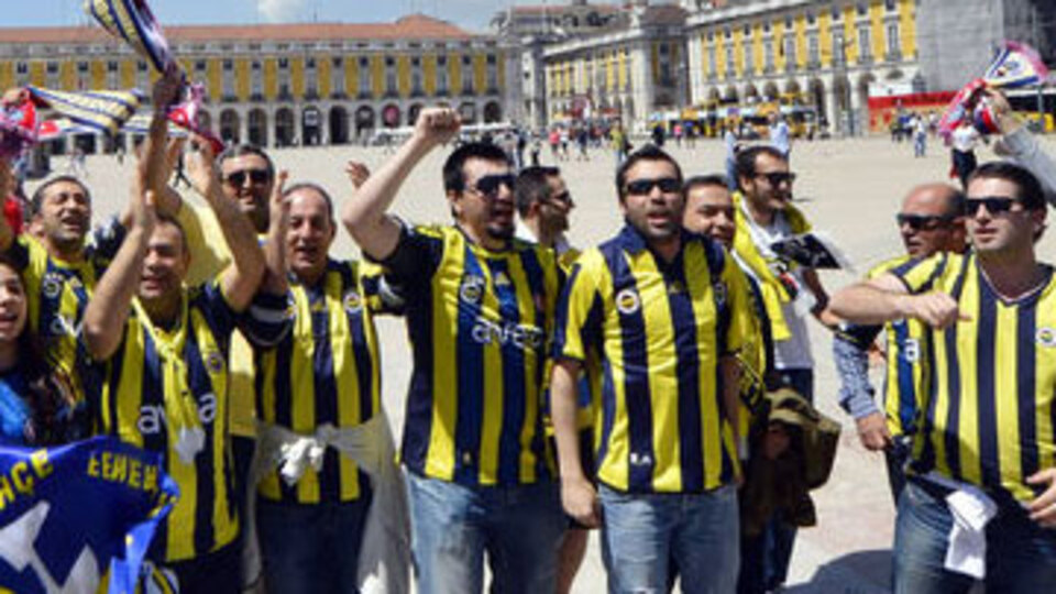 Fenerbahçe taraftarına şok