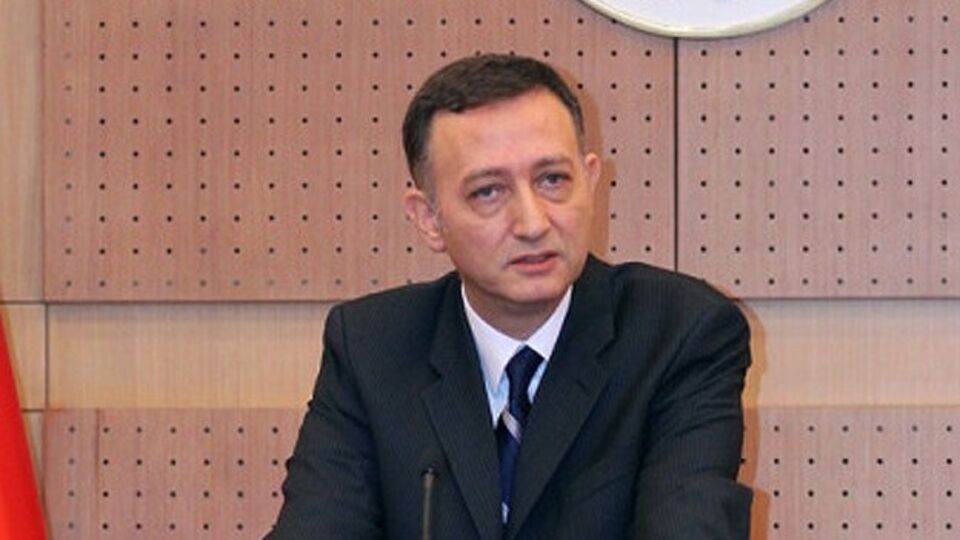 İran'a karşı "savunma hilali" iddiasını yalanladı