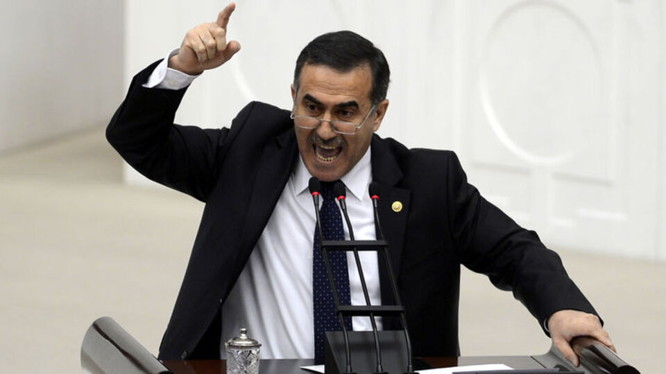 Meclis'te şok kavga!