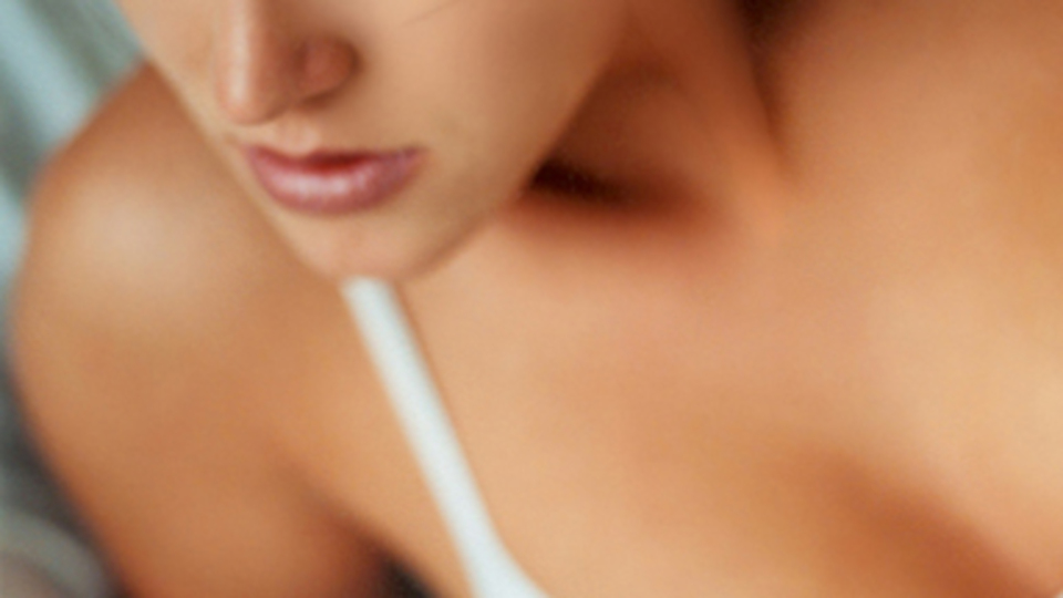 Sütyen kullanmak zararlı mı?