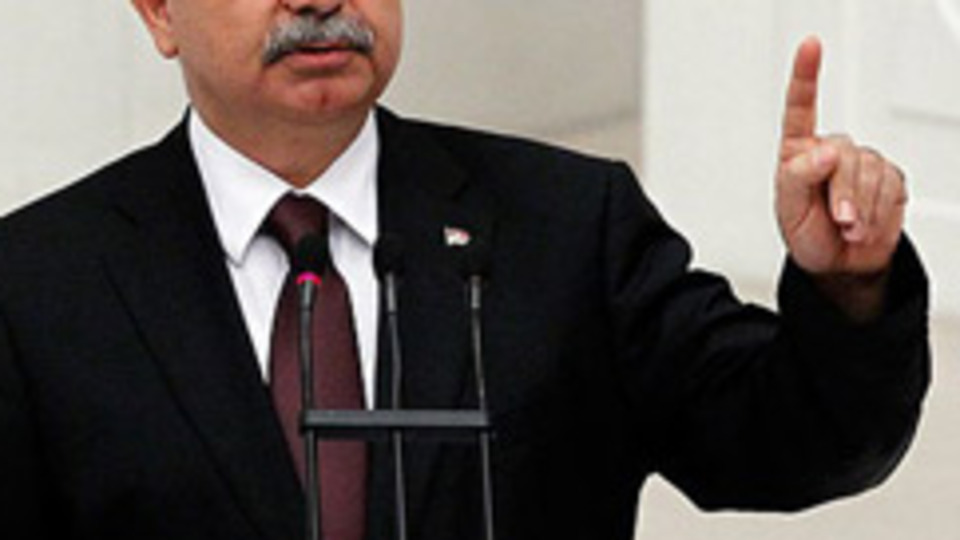 Askeri birlikler taşınsın!