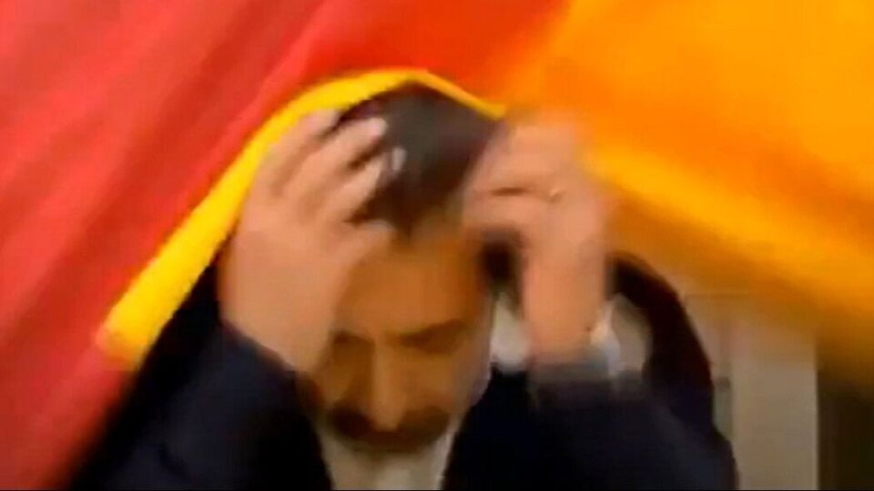 Özür dileyecek!