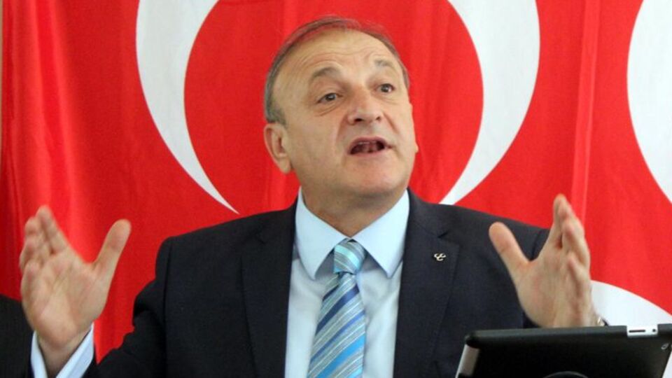 MHP'li Vural, Başbakan'a yüklendi!