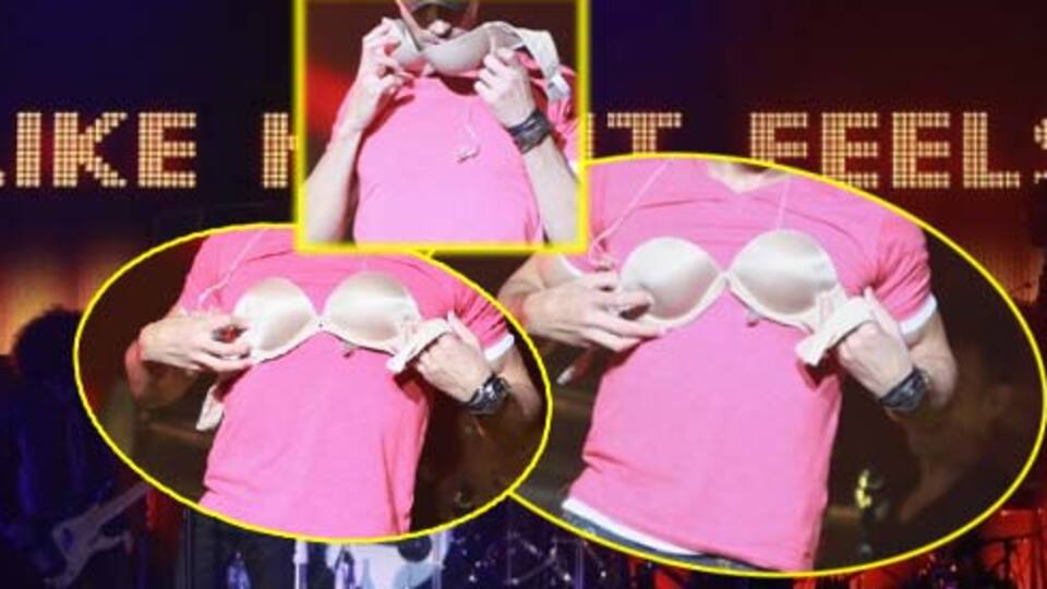 Yine sütyen yağmuruna tuttular