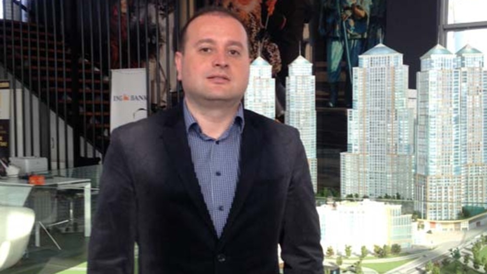 Viaport Venezia Satış ve Pazarlama Direktörü Cenk Hayırlıoğlu ile Söyleşi