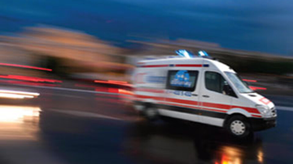 Alkol ve hız birleşti, sonuç 3'ü polis 6 yaralı!