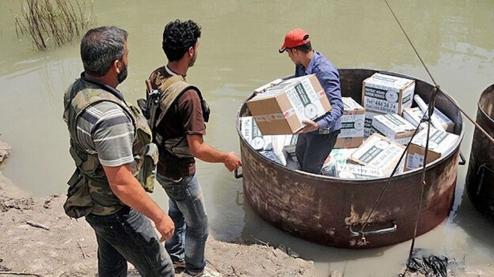 Asi Nehri'nden sınır ötesine ilaç yardımı