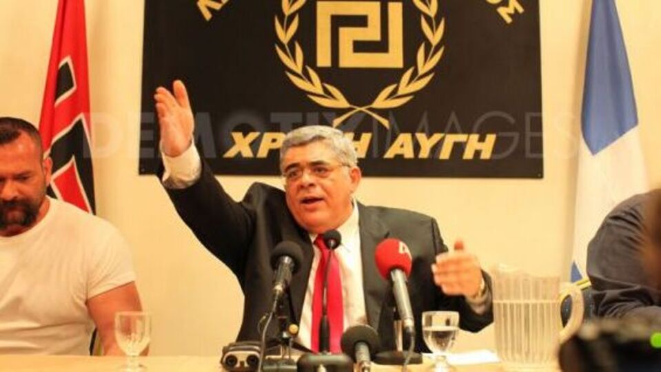 Komşu'da ırkçılık yasası çatlağı